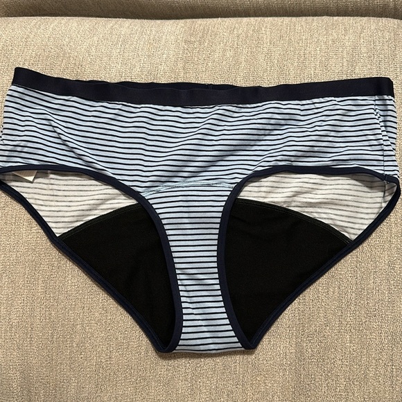 Blue/white stripped woman’s period pantie, size XL. BRAND NEW - Picture 1 of 6